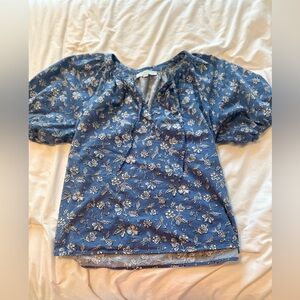 Blue flower shirt Only worn a couple of times